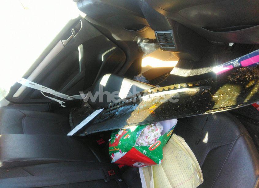 Photo 8 of 2013 Volkswagen Passat 2.5L SE (VIN 1VWBP7A32DC126643)