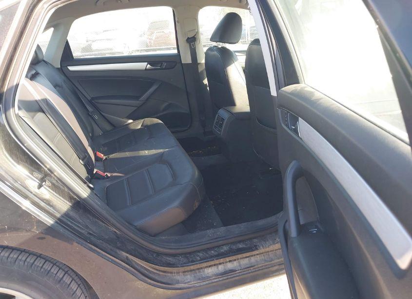 Photo 8 of 2013 Volkswagen Passat 2.5L SE (VIN 1VWBP7A32DC135231)