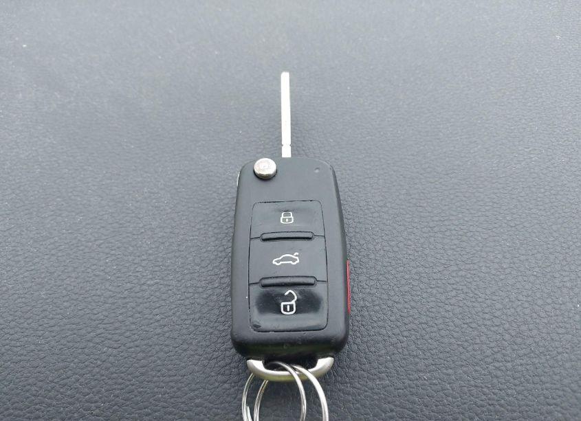 Photo 11 of 2014 Volkswagen Passat 2.5L SE (VIN 1VWBP7A32EC002213)