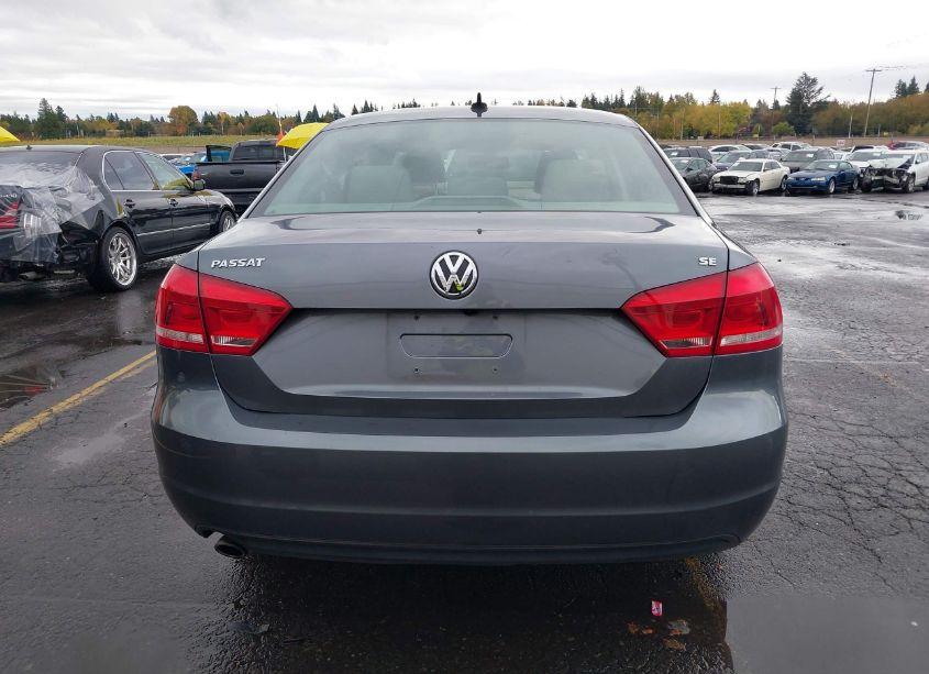 Photo 16 of 2014 Volkswagen Passat 2.5L SE (VIN 1VWBP7A32EC002213)