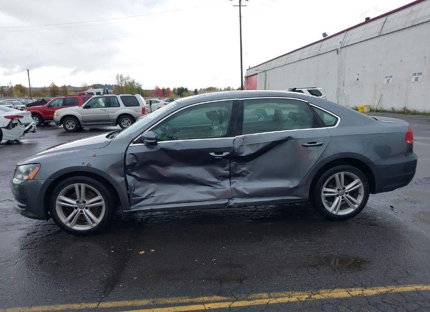 Photo 6 of 2014 Volkswagen Passat 2.5L SE (VIN 1VWBP7A32EC002213)