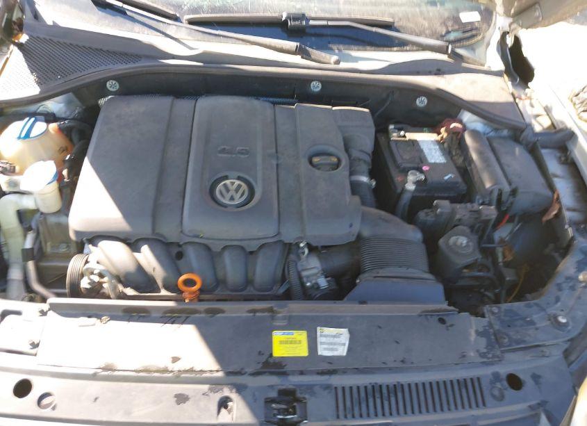 Photo 10 of 2012 Volkswagen Passat 2.5L SE (VIN 1VWBP7A33CC002847)