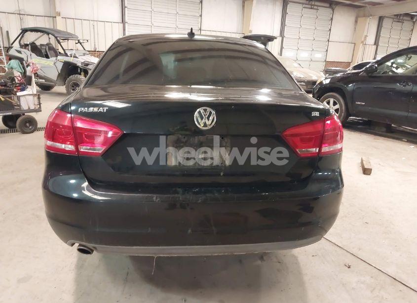 Photo 16 of 2012 Volkswagen Passat 2.5L SE (VIN 1VWBP7A33CC026839)