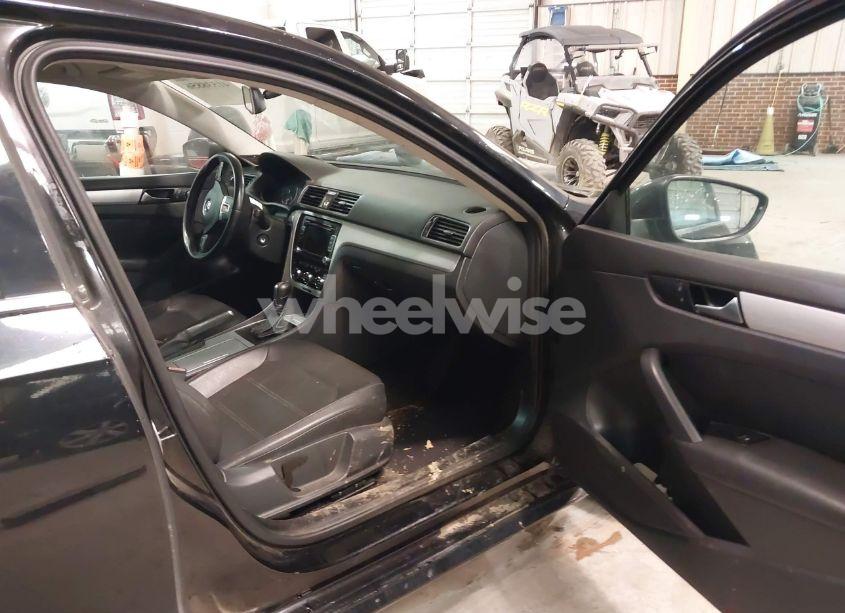 Photo 5 of 2012 Volkswagen Passat 2.5L SE (VIN 1VWBP7A33CC026839)