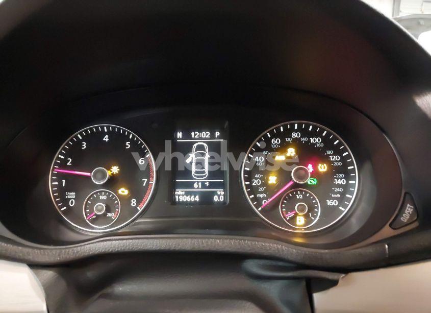 Photo 7 of 2012 Volkswagen Passat 2.5L SE (VIN 1VWBP7A33CC026839)