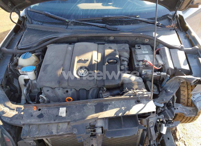 Photo 10 of 2012 Volkswagen Passat 2.5L SE (VIN 1VWBP7A33CC044578)