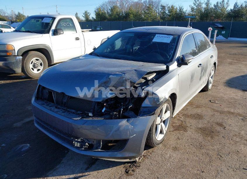 Photo 6 of 2012 Volkswagen Passat 2.5L SE (VIN 1VWBP7A33CC044578)