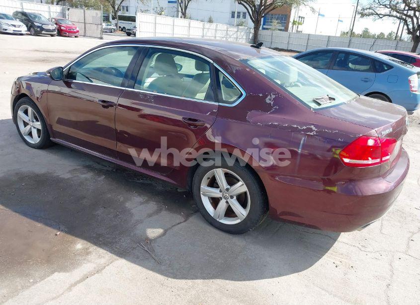 Photo 3 of 2012 Volkswagen Passat 2.5L SE (VIN 1VWBP7A33CC051322)