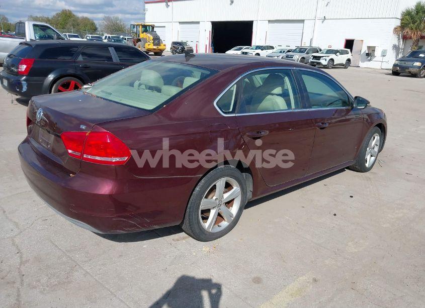 Photo 4 of 2012 Volkswagen Passat 2.5L SE (VIN 1VWBP7A33CC051322)