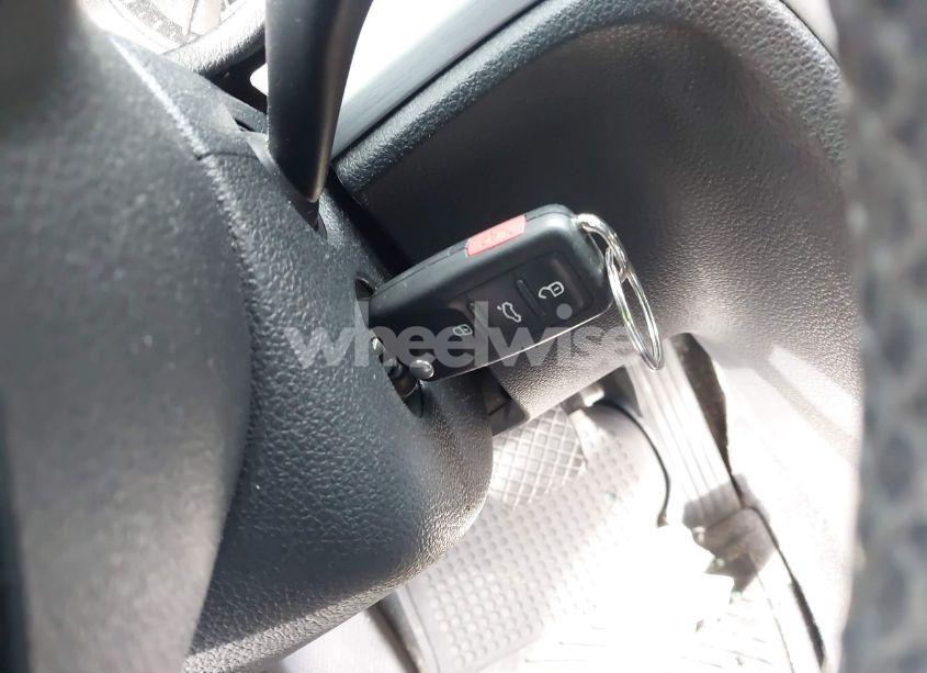 Photo 11 of 2012 Volkswagen Passat 2.5L SE (VIN 1VWBP7A33CC080948)