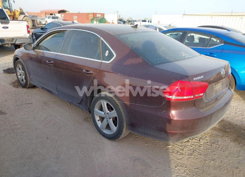 Photo 3 of 2012 Volkswagen Passat 2.5L SE (VIN 1VWBP7A33CC091500)