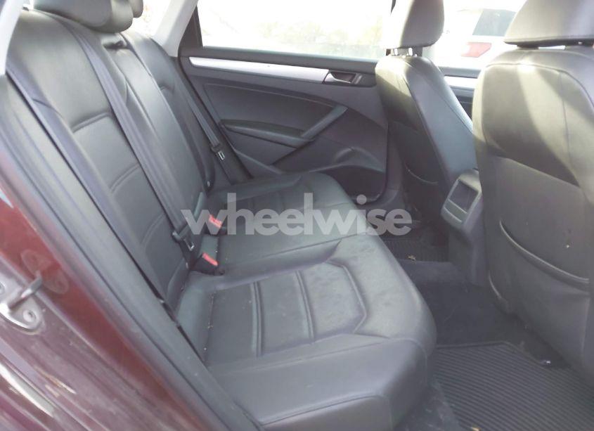 Photo 8 of 2012 Volkswagen Passat 2.5L SE (VIN 1VWBP7A33CC091500)