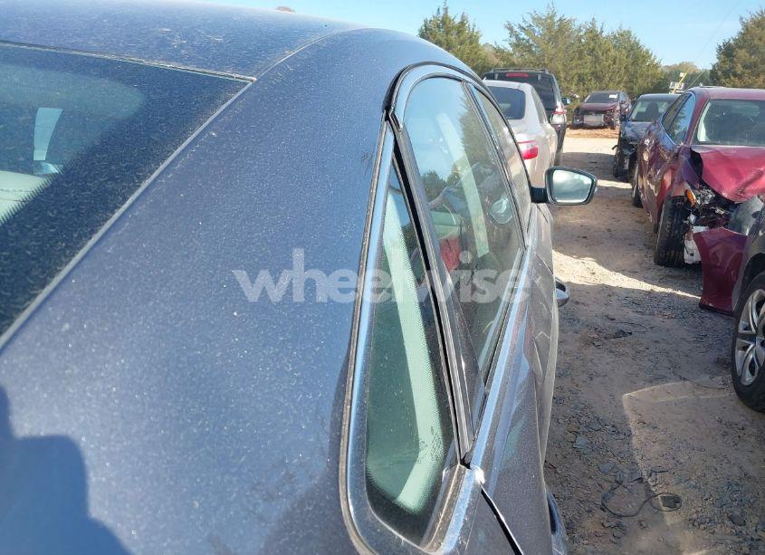 Photo 16 of 2013 Volkswagen Passat 2.5L SE (VIN 1VWBP7A33DC047157)