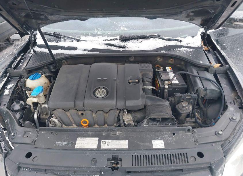 Photo 10 of 2013 Volkswagen Passat 2.5L SE (VIN 1VWBP7A33DC117711)