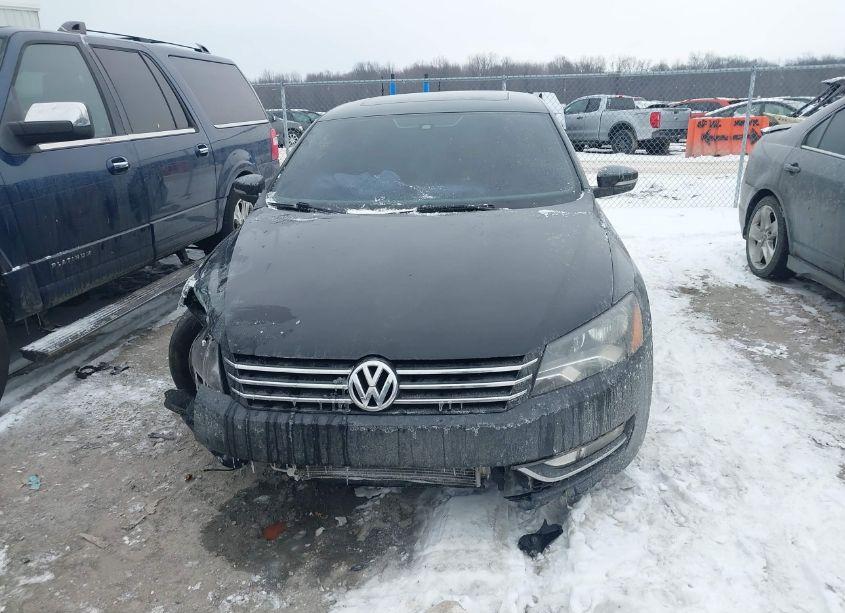Photo 12 of 2013 Volkswagen Passat 2.5L SE (VIN 1VWBP7A33DC117711)