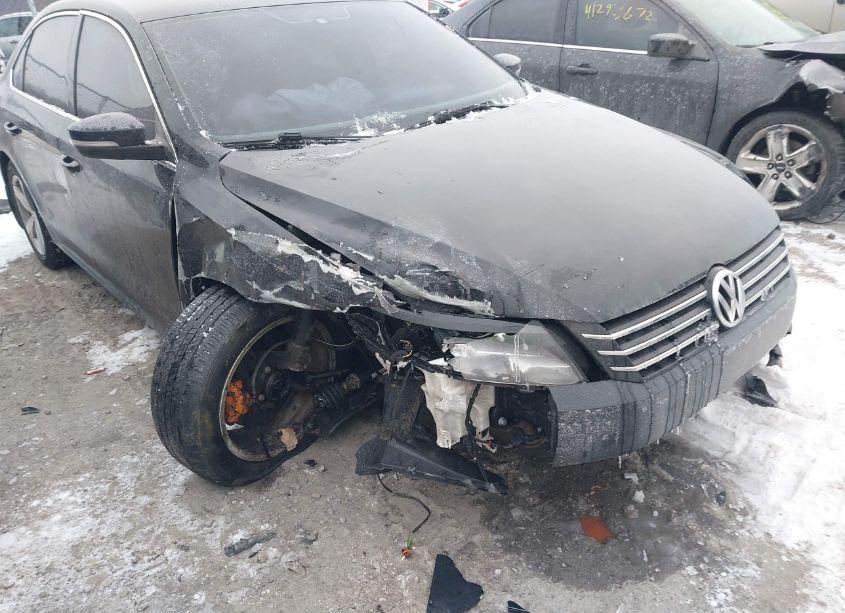 Photo 6 of 2013 Volkswagen Passat 2.5L SE (VIN 1VWBP7A33DC117711)