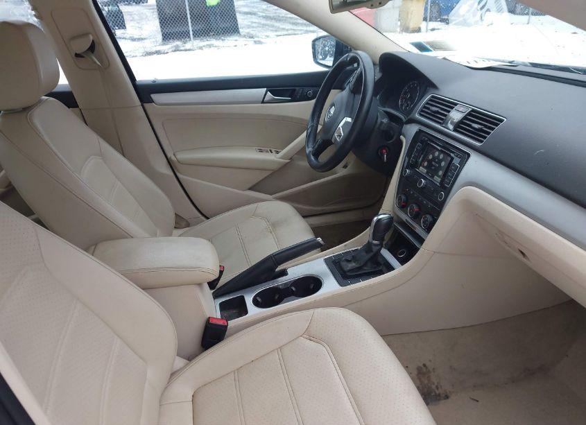 Photo 5 of 2013 Volkswagen Passat 2.5L SE (VIN 1VWBP7A33DC145511)