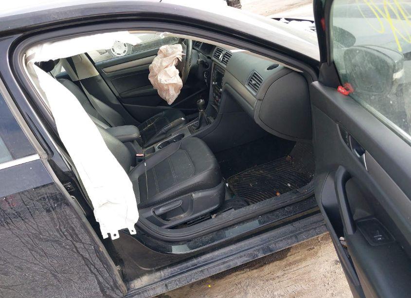 Photo 5 of 2014 Volkswagen Passat 2.5L SE (VIN 1VWBP7A33EC052232)