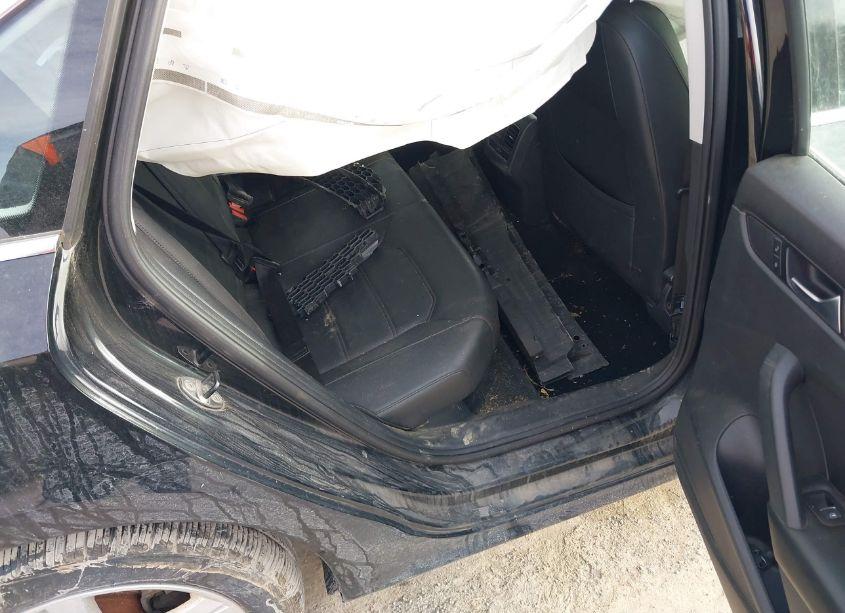 Photo 8 of 2014 Volkswagen Passat 2.5L SE (VIN 1VWBP7A33EC052232)