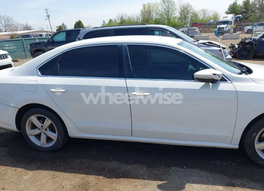 Photo 14 of 2012 Volkswagen Passat 2.5L SE (VIN 1VWBP7A34CC012643)