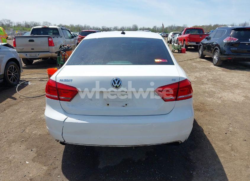 Photo 17 of 2012 Volkswagen Passat 2.5L SE (VIN 1VWBP7A34CC012643)