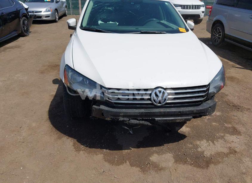 Photo 6 of 2012 Volkswagen Passat 2.5L SE (VIN 1VWBP7A34CC012643)