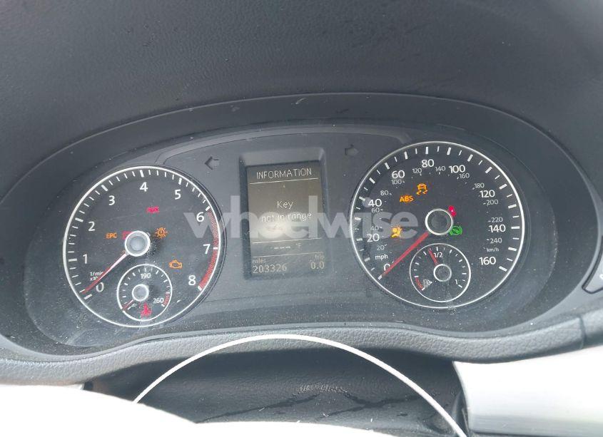 Photo 7 of 2012 Volkswagen Passat 2.5L SE (VIN 1VWBP7A34CC012643)