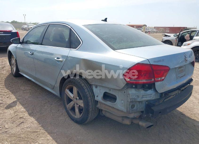 Photo 3 of 2012 Volkswagen Passat 2.5L SE (VIN 1VWBP7A34CC053418)