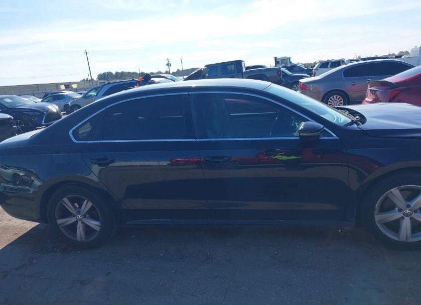 Photo 13 of 2012 Volkswagen Passat 2.5L SE (VIN 1VWBP7A34CC065455)