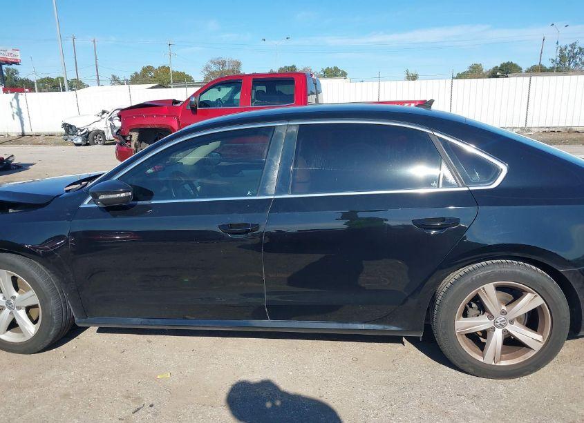 Photo 14 of 2012 Volkswagen Passat 2.5L SE (VIN 1VWBP7A34CC065455)
