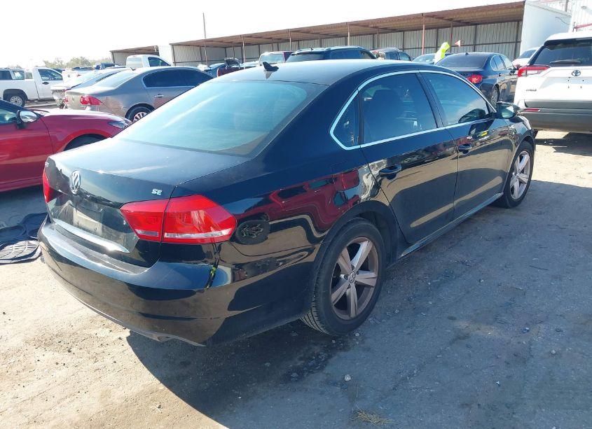 Photo 4 of 2012 Volkswagen Passat 2.5L SE (VIN 1VWBP7A34CC065455)