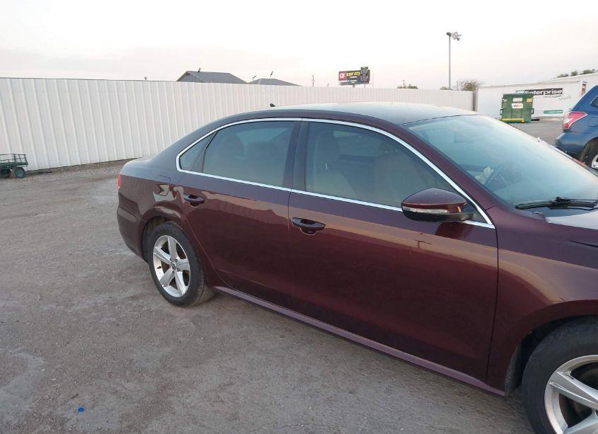 Photo 12 of 2012 Volkswagen Passat 2.5L SE (VIN 1VWBP7A34CC081283)