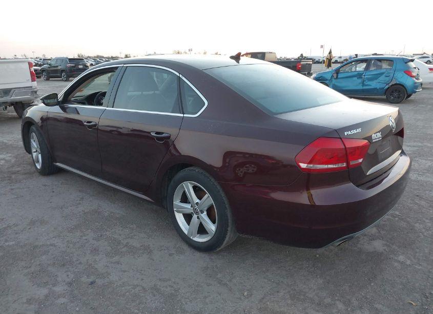 Photo 3 of 2012 Volkswagen Passat 2.5L SE (VIN 1VWBP7A34CC081283)