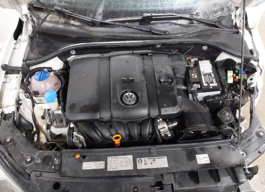 Photo 10 of 2012 Volkswagen Passat 2.5L SE (VIN 1VWBP7A34CC098486)