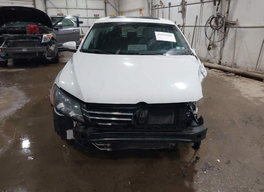 Photo 12 of 2012 Volkswagen Passat 2.5L SE (VIN 1VWBP7A34CC098486)