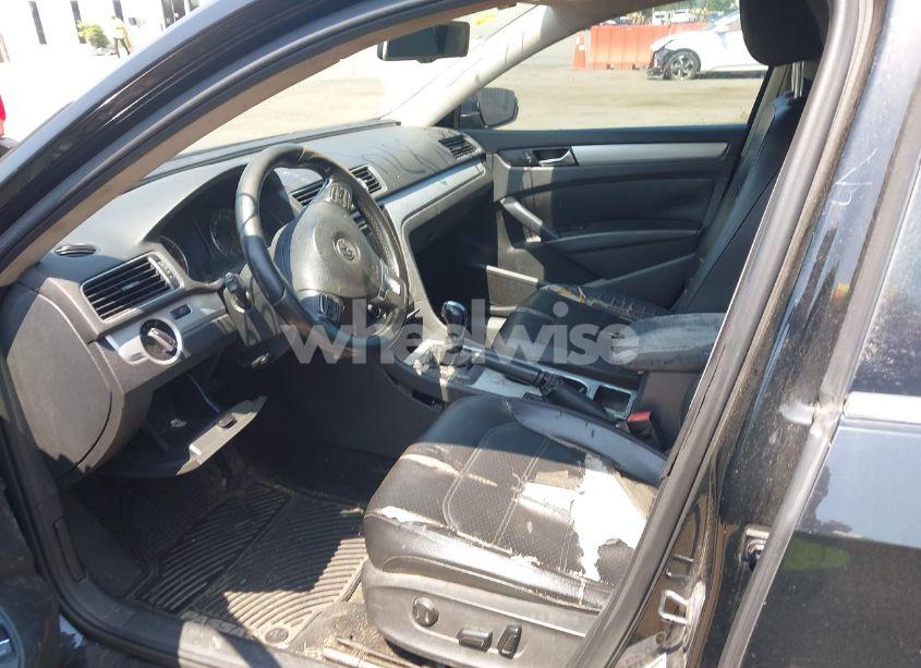 Photo 5 of 2013 Volkswagen Passat 2.5L SE (VIN 1VWBP7A34DC008707)