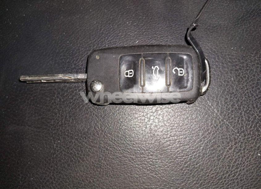 Photo 11 of 2013 Volkswagen Passat 2.5L SE (VIN 1VWBP7A34DC056448)