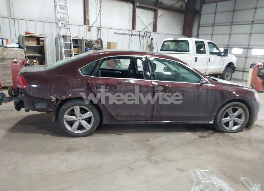Photo 13 of 2013 Volkswagen Passat 2.5L SE (VIN 1VWBP7A34DC056448)