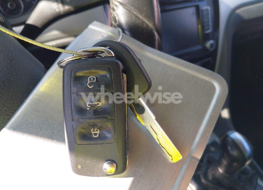 Photo 11 of 2013 Volkswagen Passat 2.5L SE (VIN 1VWBP7A34DC075453)