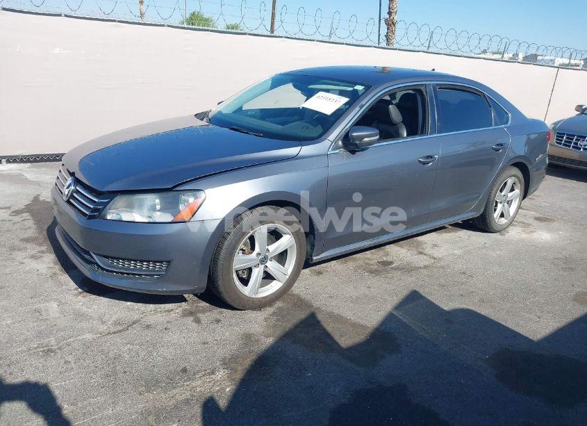 Photo 6 of 2013 Volkswagen Passat 2.5L SE (VIN 1VWBP7A34DC075453)