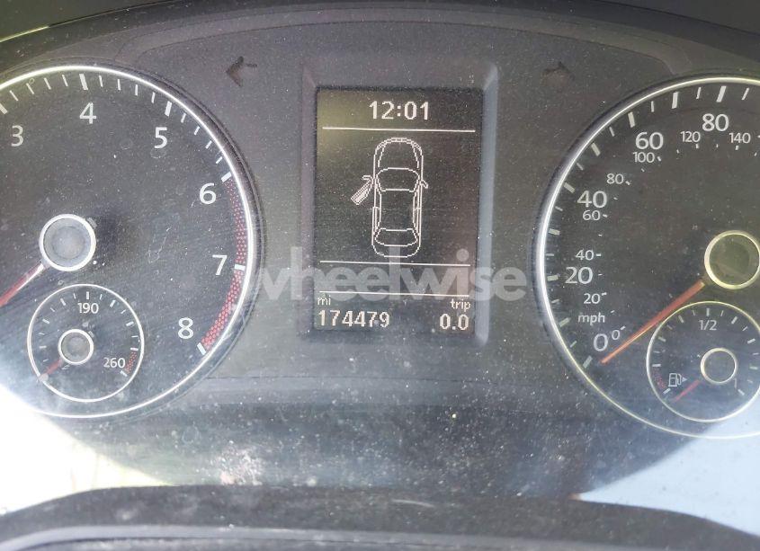 Photo 7 of 2013 Volkswagen Passat 2.5L SE (VIN 1VWBP7A34DC075453)