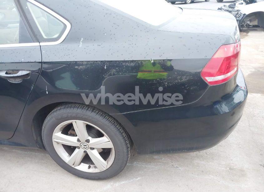 Photo 6 of 2012 Volkswagen Passat 2.5L SE (VIN 1VWBP7A35CC003403)