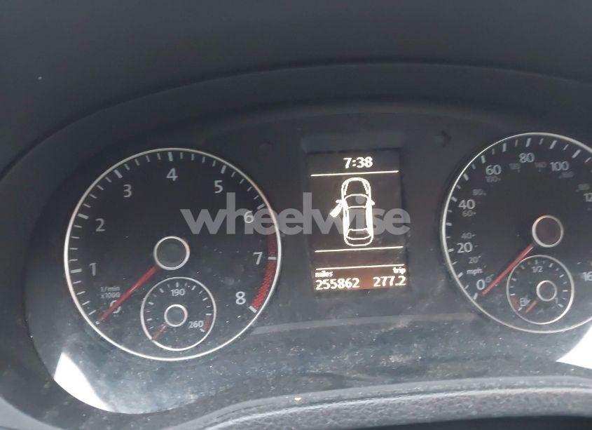 Photo 7 of 2012 Volkswagen Passat 2.5L SE (VIN 1VWBP7A35CC003403)