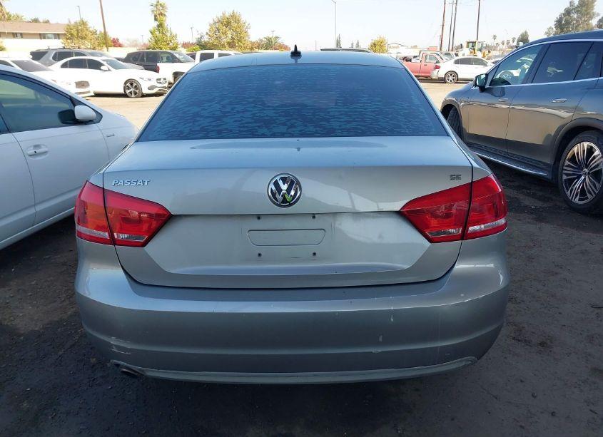 Photo 16 of 2012 Volkswagen Passat 2.5L SE (VIN 1VWBP7A35CC011243)