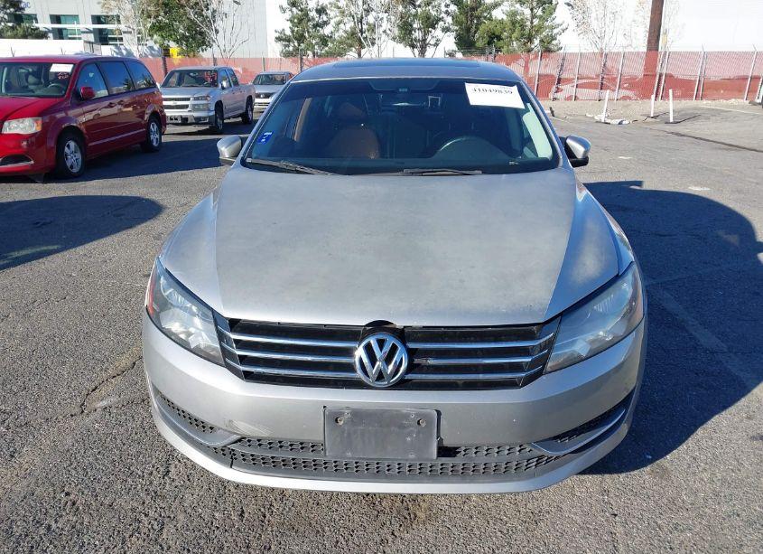 Photo 12 of 2012 Volkswagen Passat 2.5L SE (VIN 1VWBP7A35CC020203)