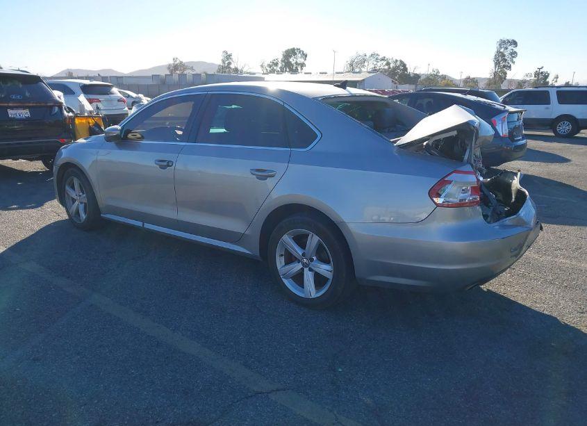 Photo 3 of 2012 Volkswagen Passat 2.5L SE (VIN 1VWBP7A35CC020203)