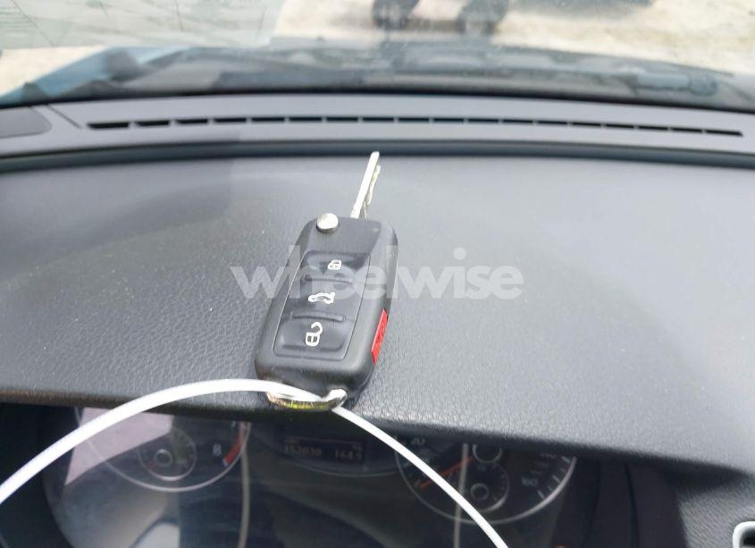 Photo 11 of 2012 Volkswagen Passat 2.5L SE (VIN 1VWBP7A35CC025482)