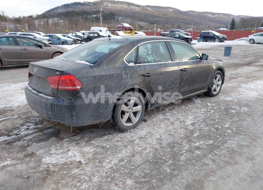 Photo 4 of 2012 Volkswagen Passat 2.5L SE (VIN 1VWBP7A35CC076349)