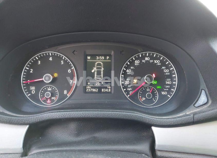 Photo 7 of 2012 Volkswagen Passat 2.5L SE (VIN 1VWBP7A35CC076349)
