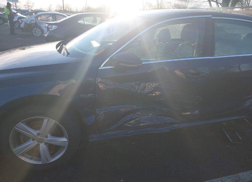 Photo 6 of 2012 Volkswagen Passat 2.5L SE (VIN 1VWBP7A35CC087867)
